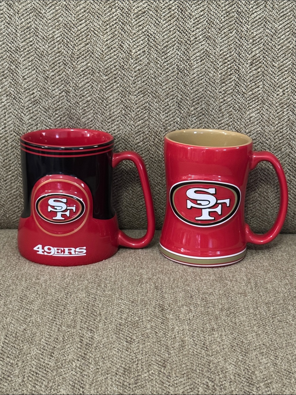 NFL San Francisco 49ers bundle of 2 mugs